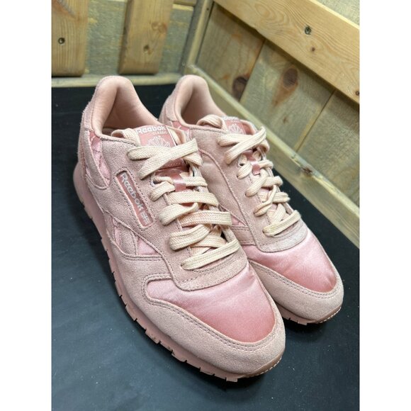 Reebok Classic Womens Pink Suede & Satin Sneakers Size 5 - Picture 2 of 8